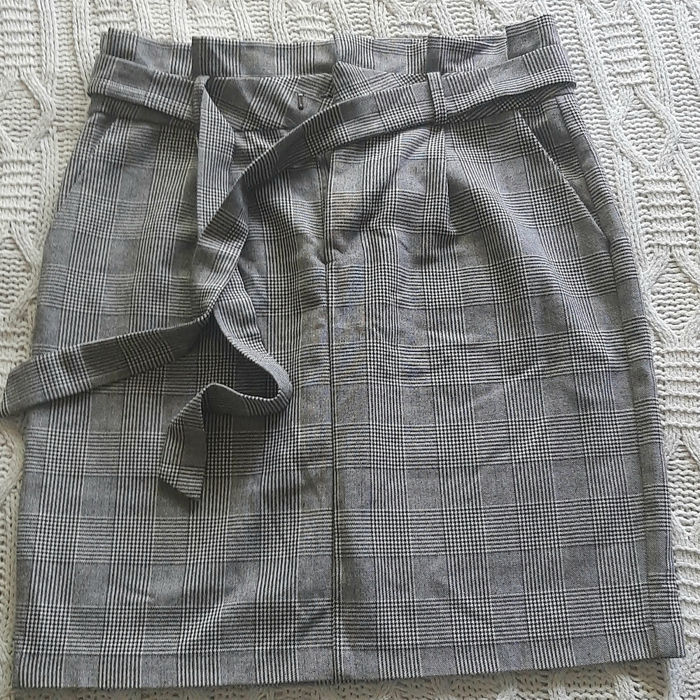 Classic Gray Plaid Skirt